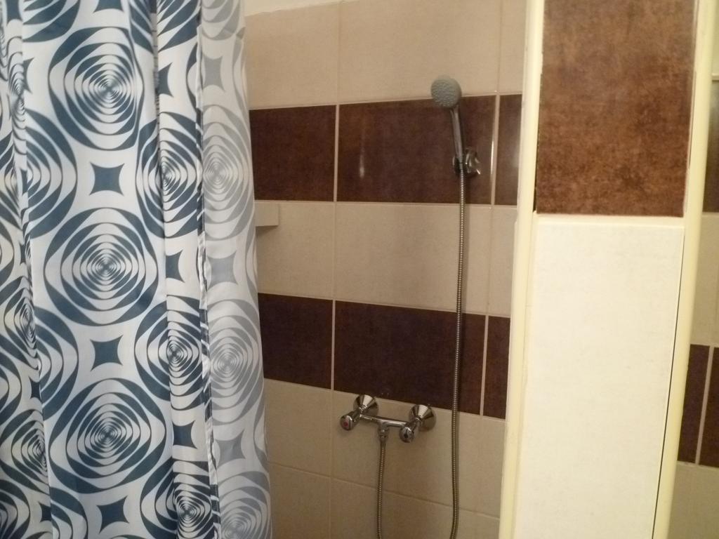 Retro Apartment Budapest Esterno foto